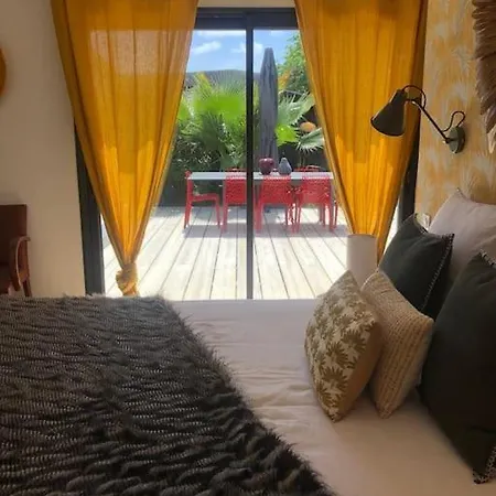 Hotel Lola Au Centre-ville De 4*