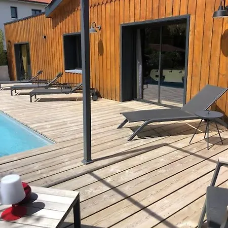 Hotel Lola Au Centre-ville De 4*