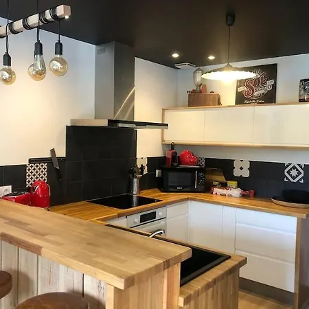 Hotel Lola Au Centre-ville De 4*